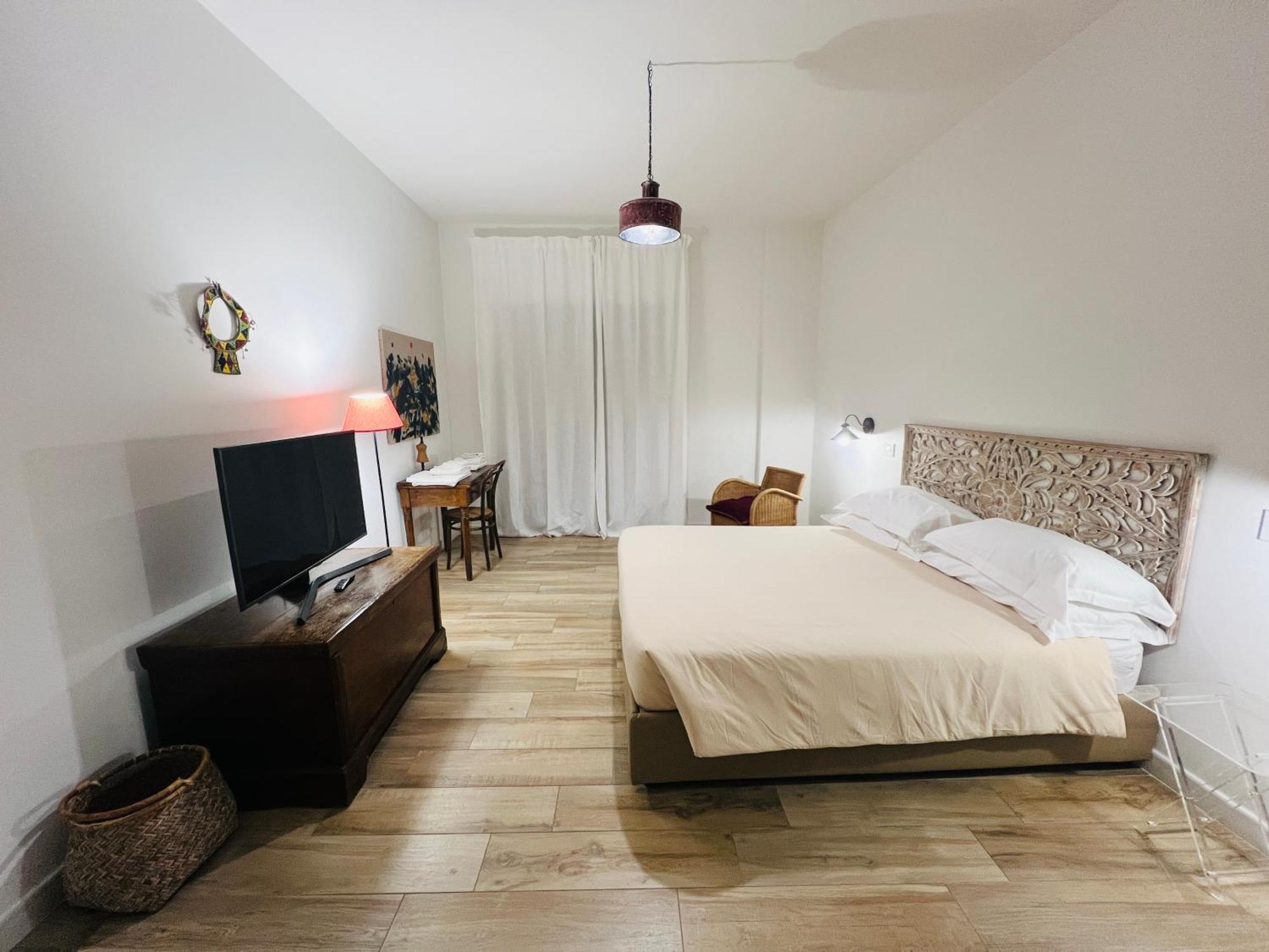 Bellhome 1 - Elegante Appartamento Nel Centro Di Bari Exterior foto